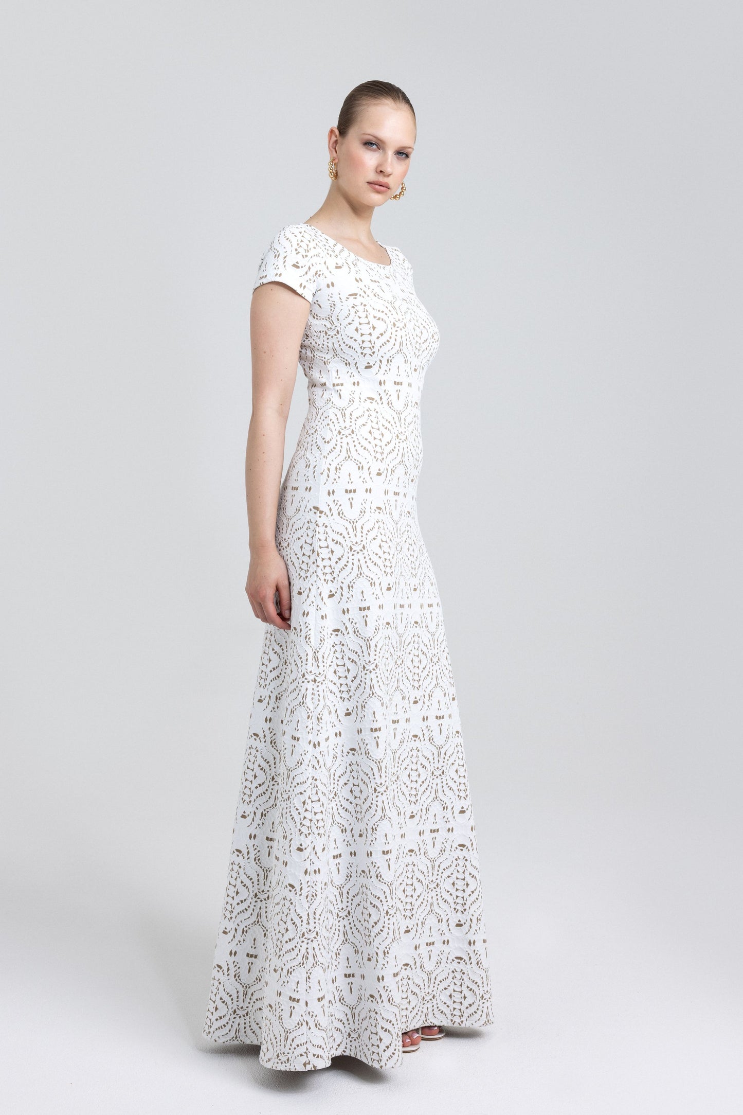 Nadya Toto Anais Lace Knit Jacquard Dress - White & Beige