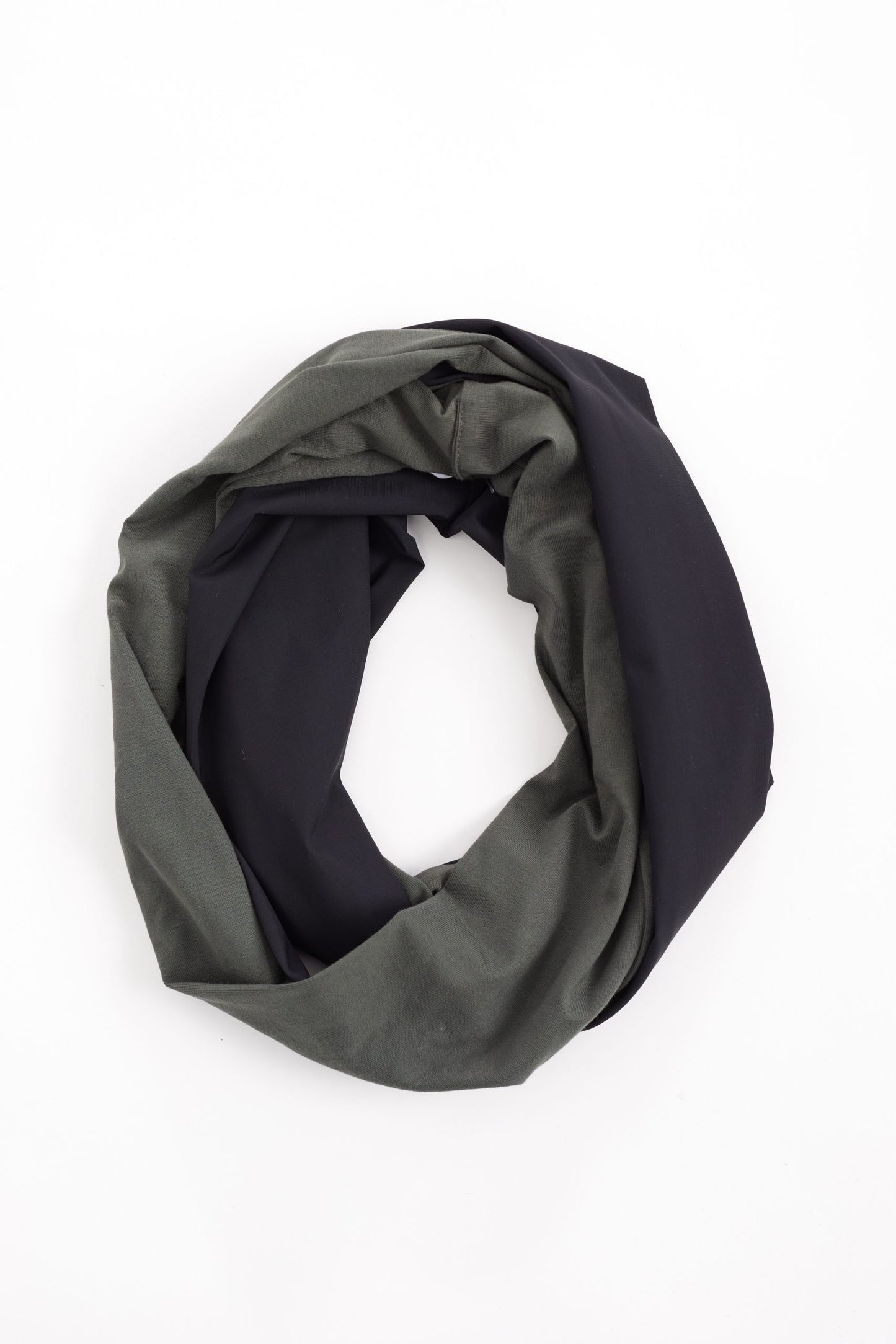 Naya Black/Green Infinity Scarf
