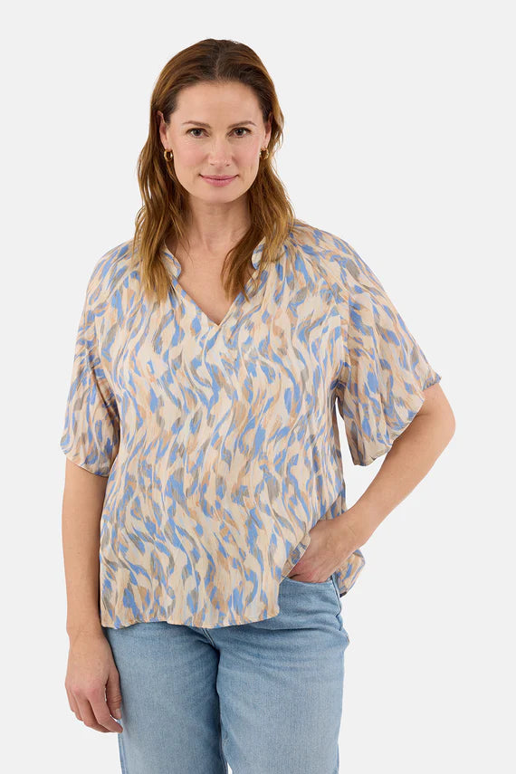 B. Copenhagen Blue & Tan Printed Short Sleeve Blouse