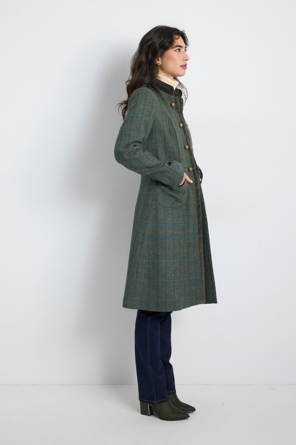 Bariloche Porensa Velvet Trim Coat