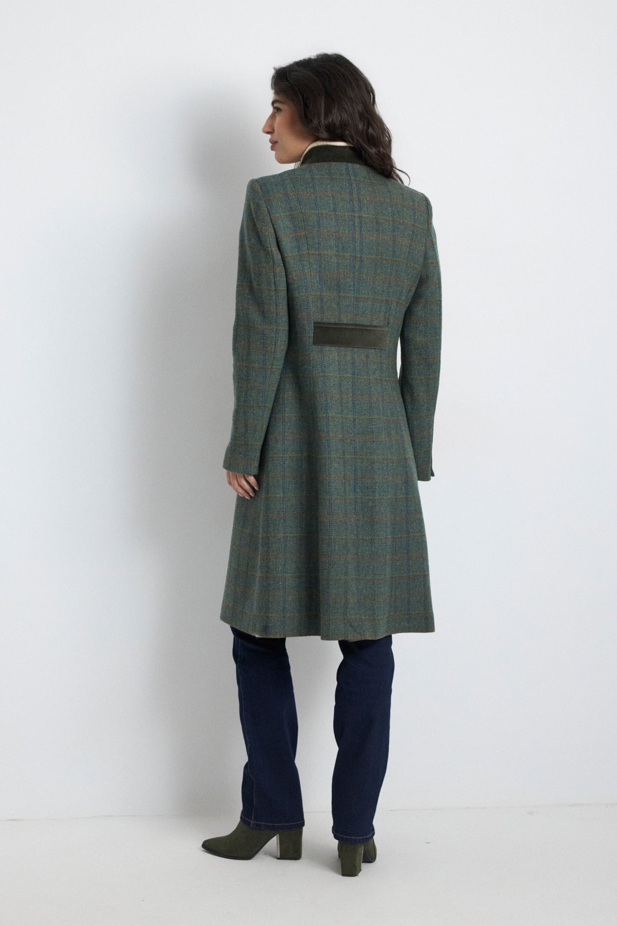 Bariloche Porensa Velvet Trim Coat