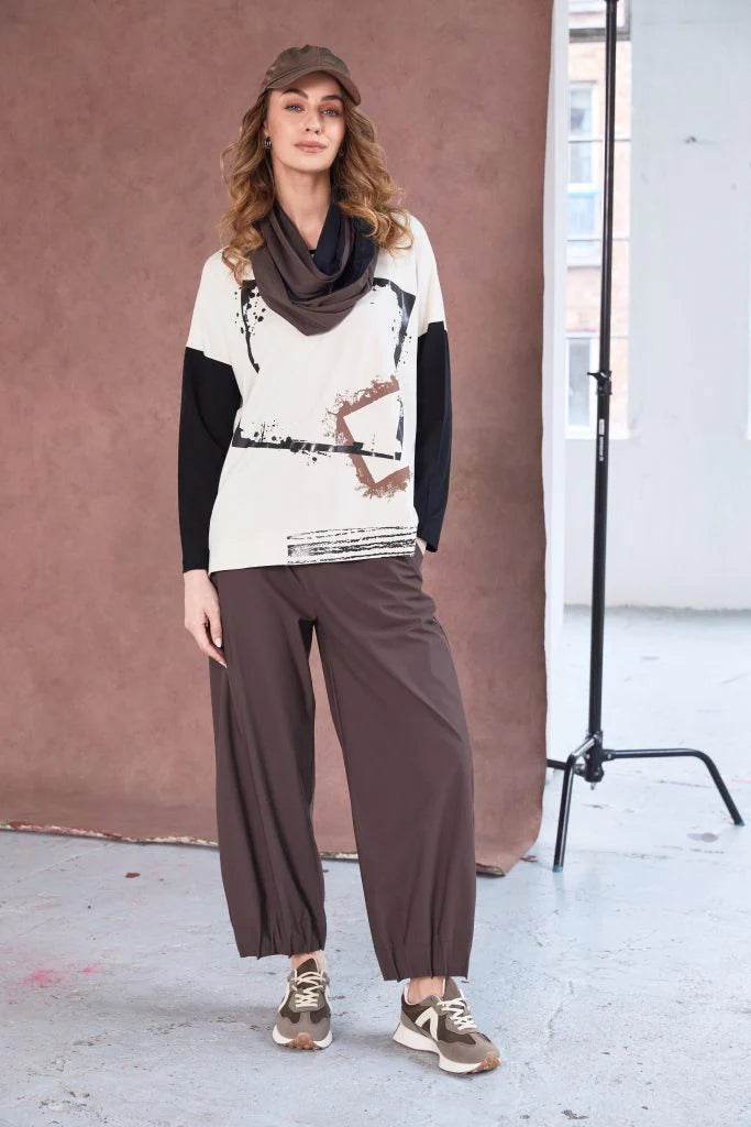 Naya Travel Pant with Pin Tuck Hem
