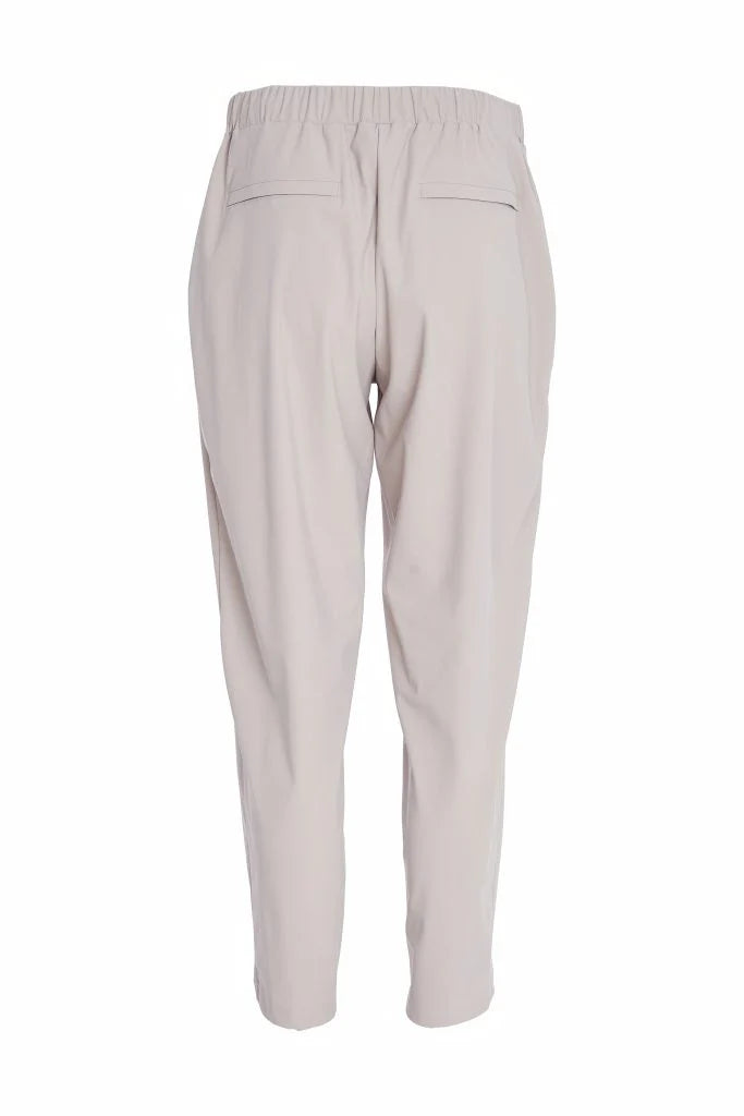 Naya Zip Travel Pant