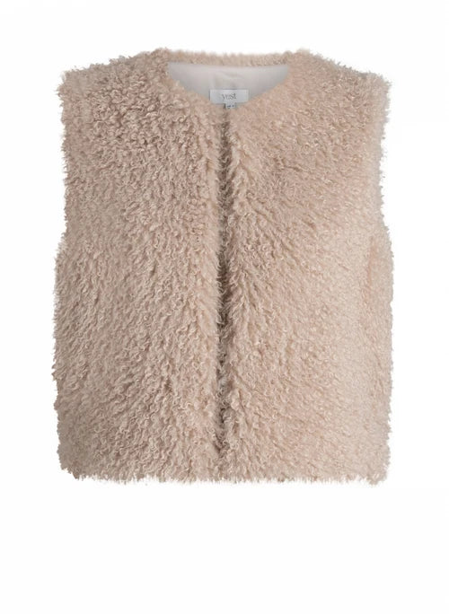 Yest Wilasia Vest